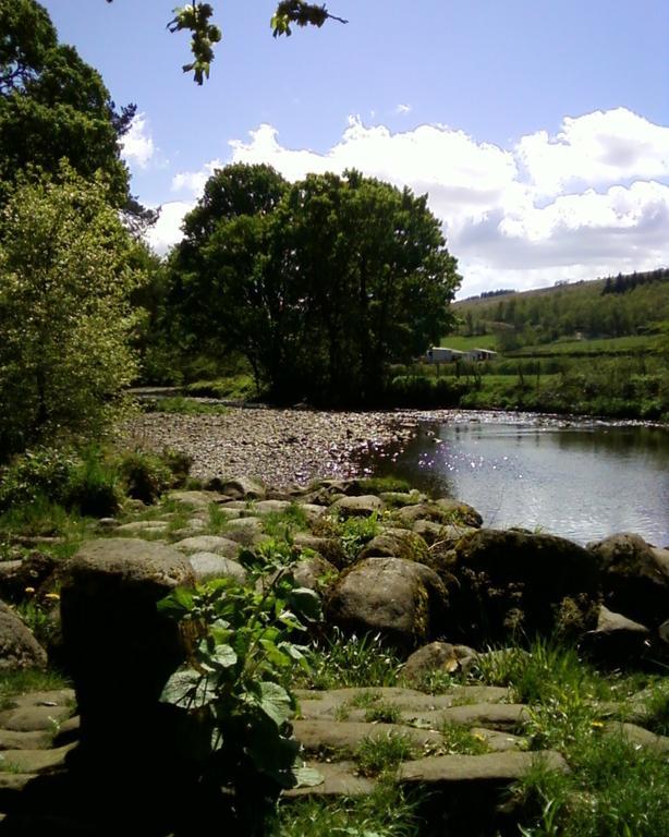 Dingieshowe Cottage Lennoxtown エクステリア 写真